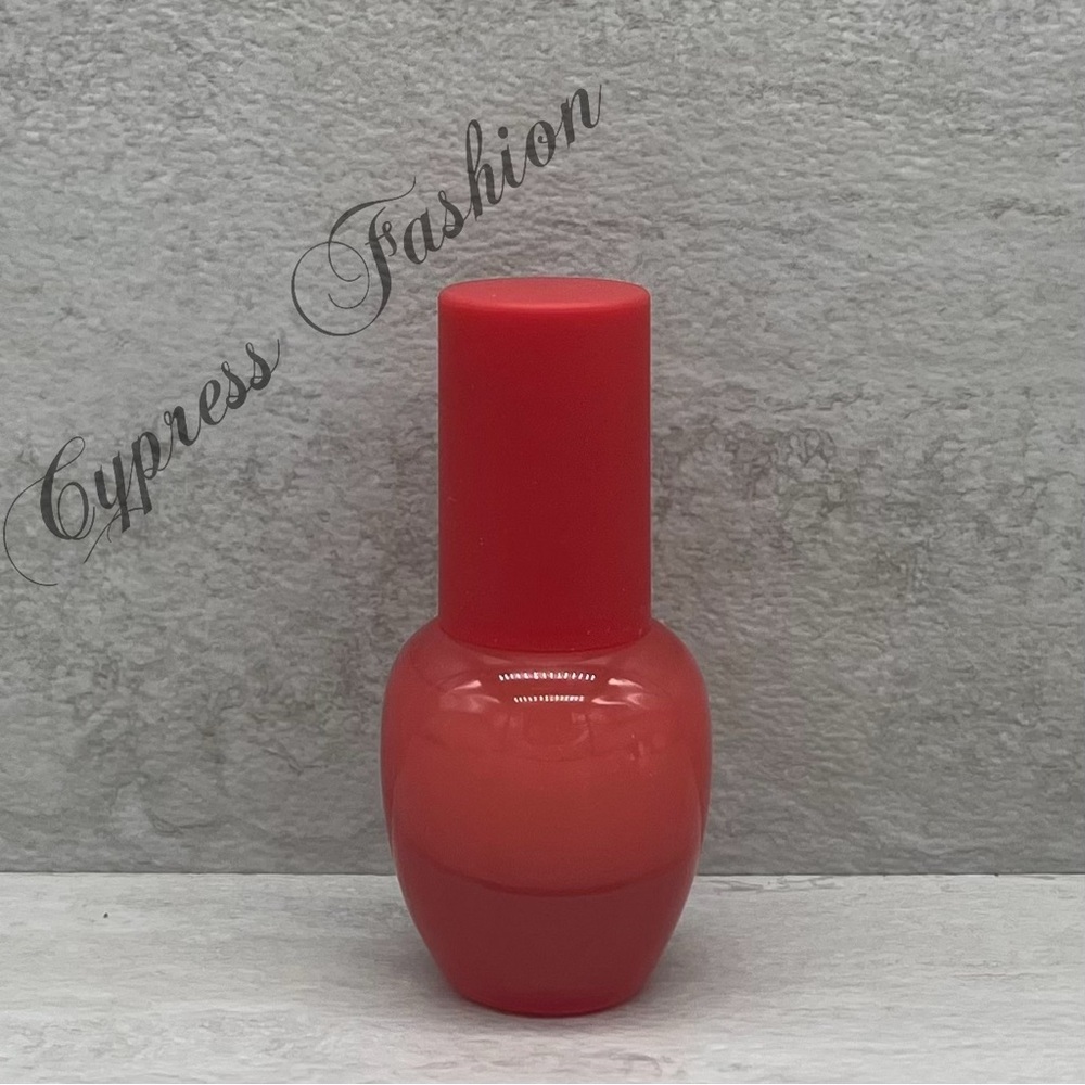 🔥 $12 Glow Recipe Strawberry Smooth AHA + BHA Salicylic Serum - Picture 2 of 4